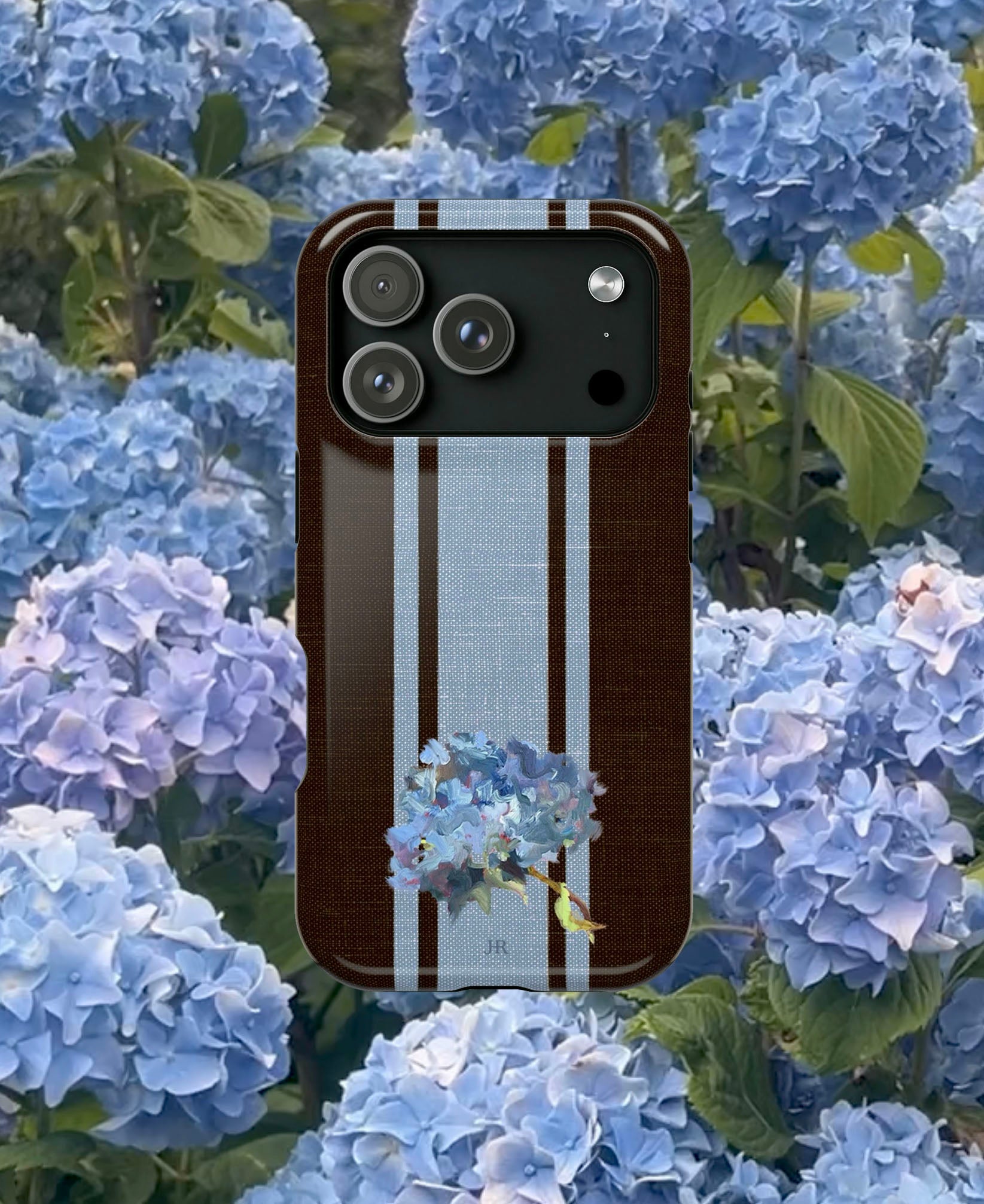 Harbor Hydrangea MagSafe® Phone Case