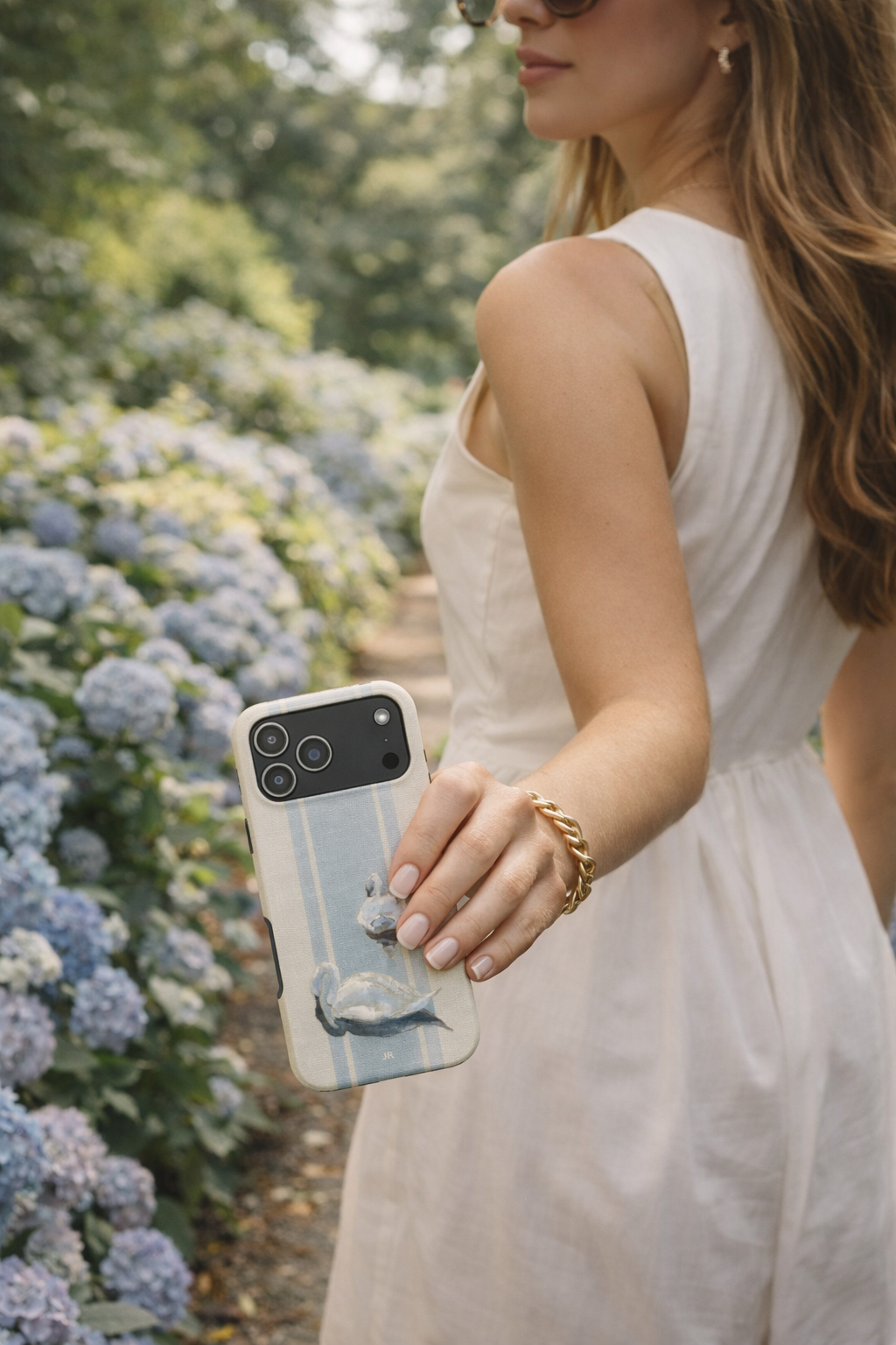 Swan Affaire Phone Case